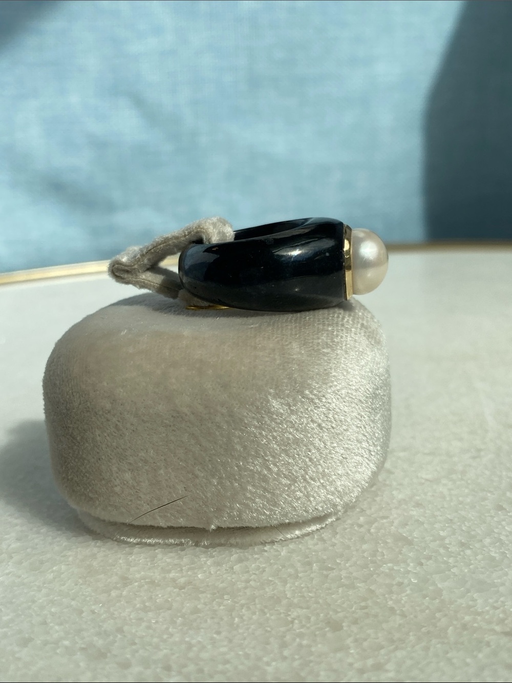 Solid Black Onyx, 10k Gold & Pearl Ring - Picture 2 of 9